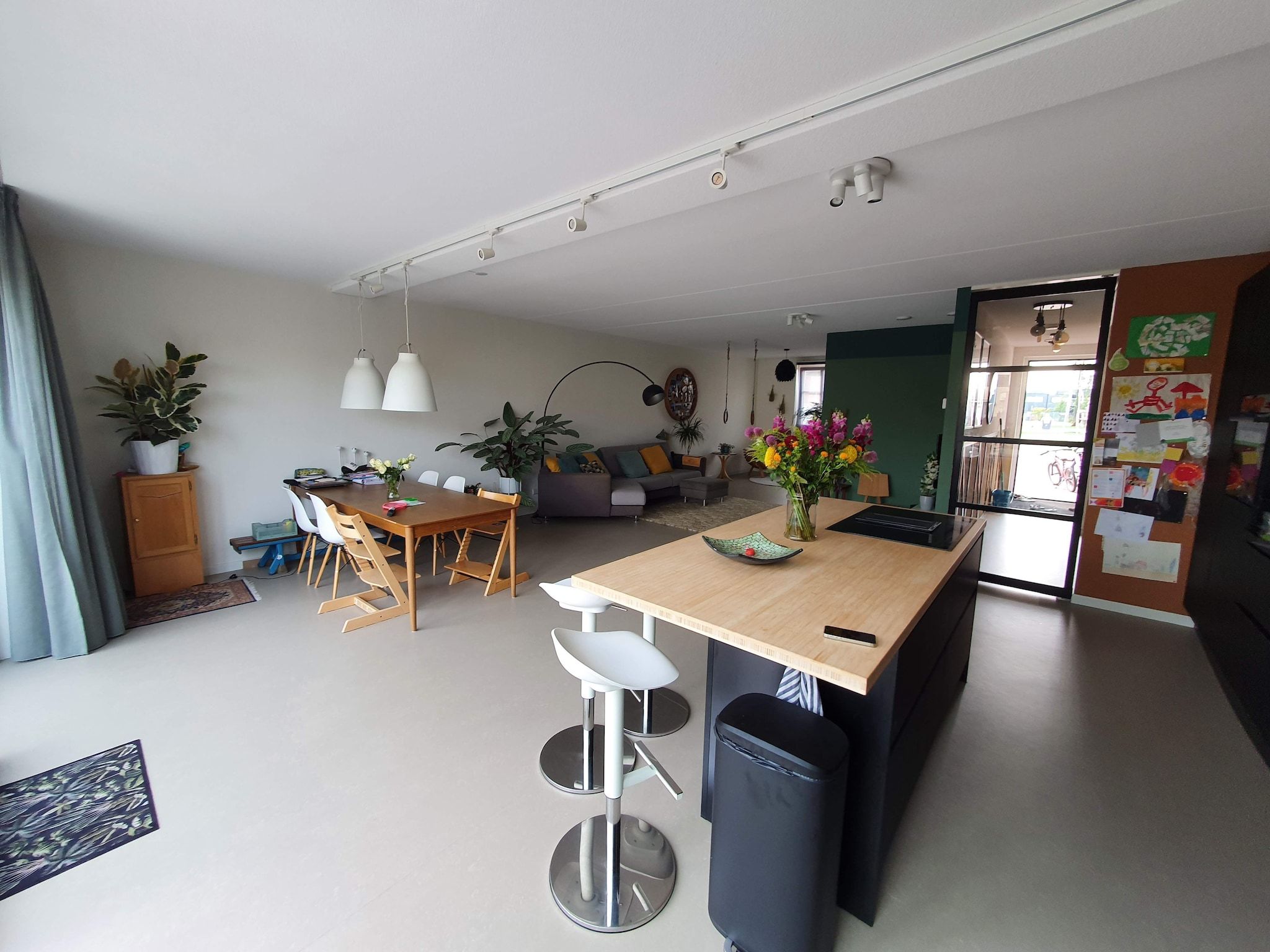 De eetkamer van Waterfront holiday home Alkmaar in Alkmaar
