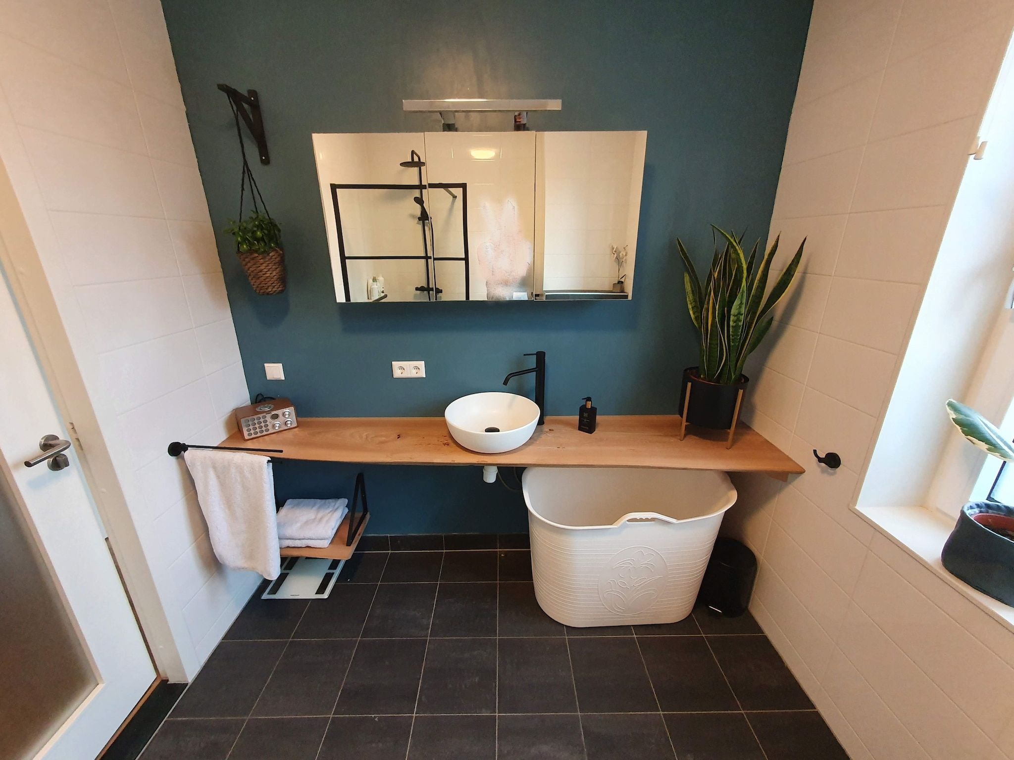 De badkamer van Waterfront holiday home Alkmaar in Alkmaar
