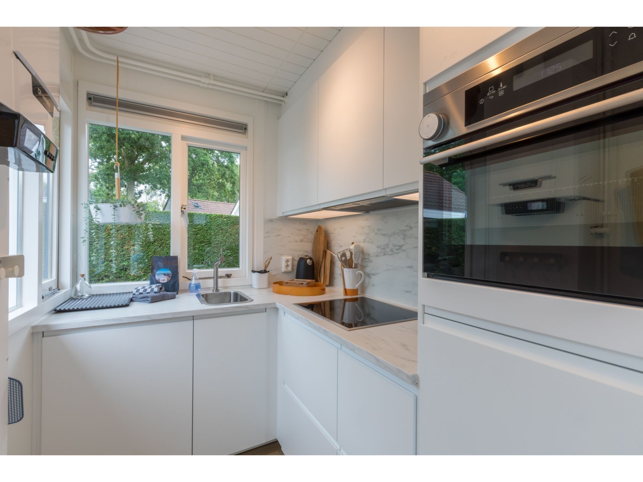 De keuken van Vakantiehuis Noordendolfer 2 huisje 49 in Zoutelande