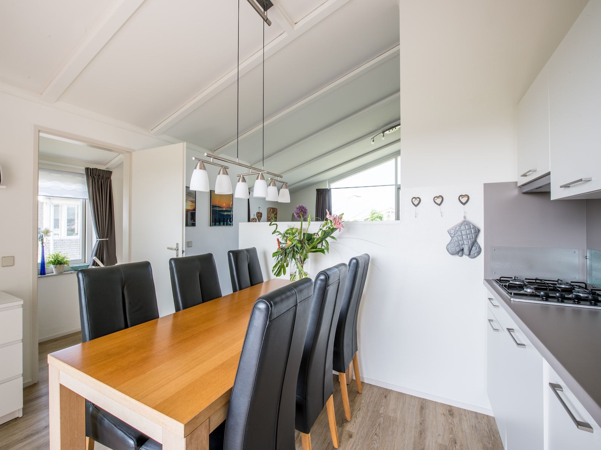 De eetkamer van Ostrea 34 in Kamperland