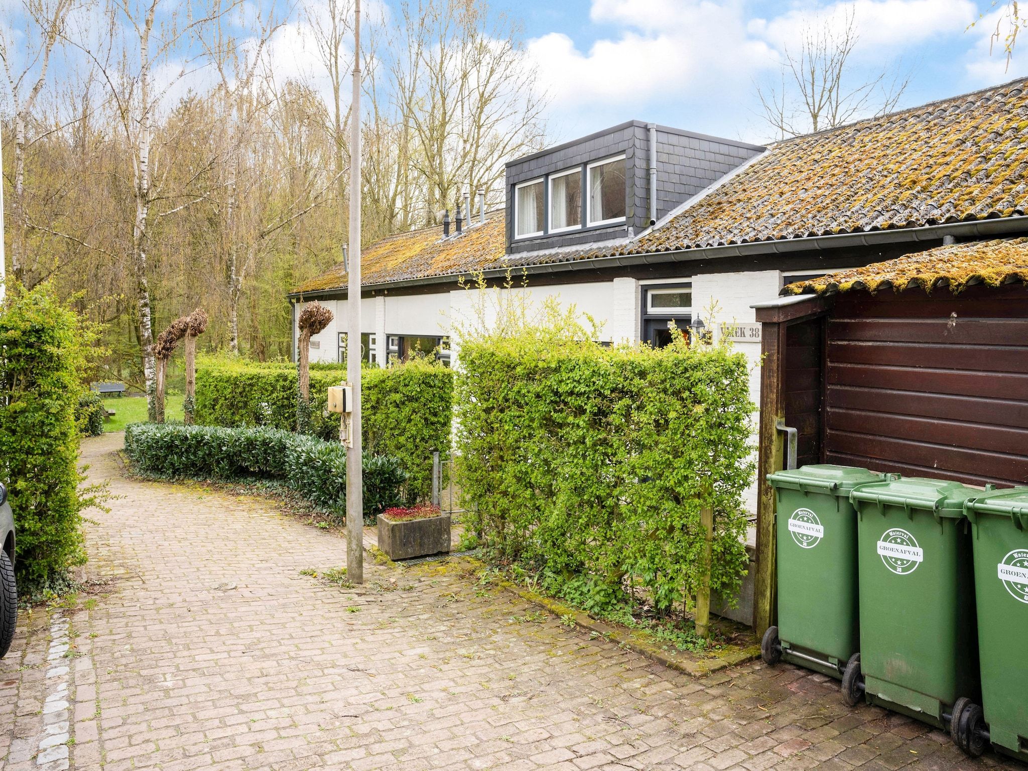 De buitenkant van Vliek 14P in Ulestraten