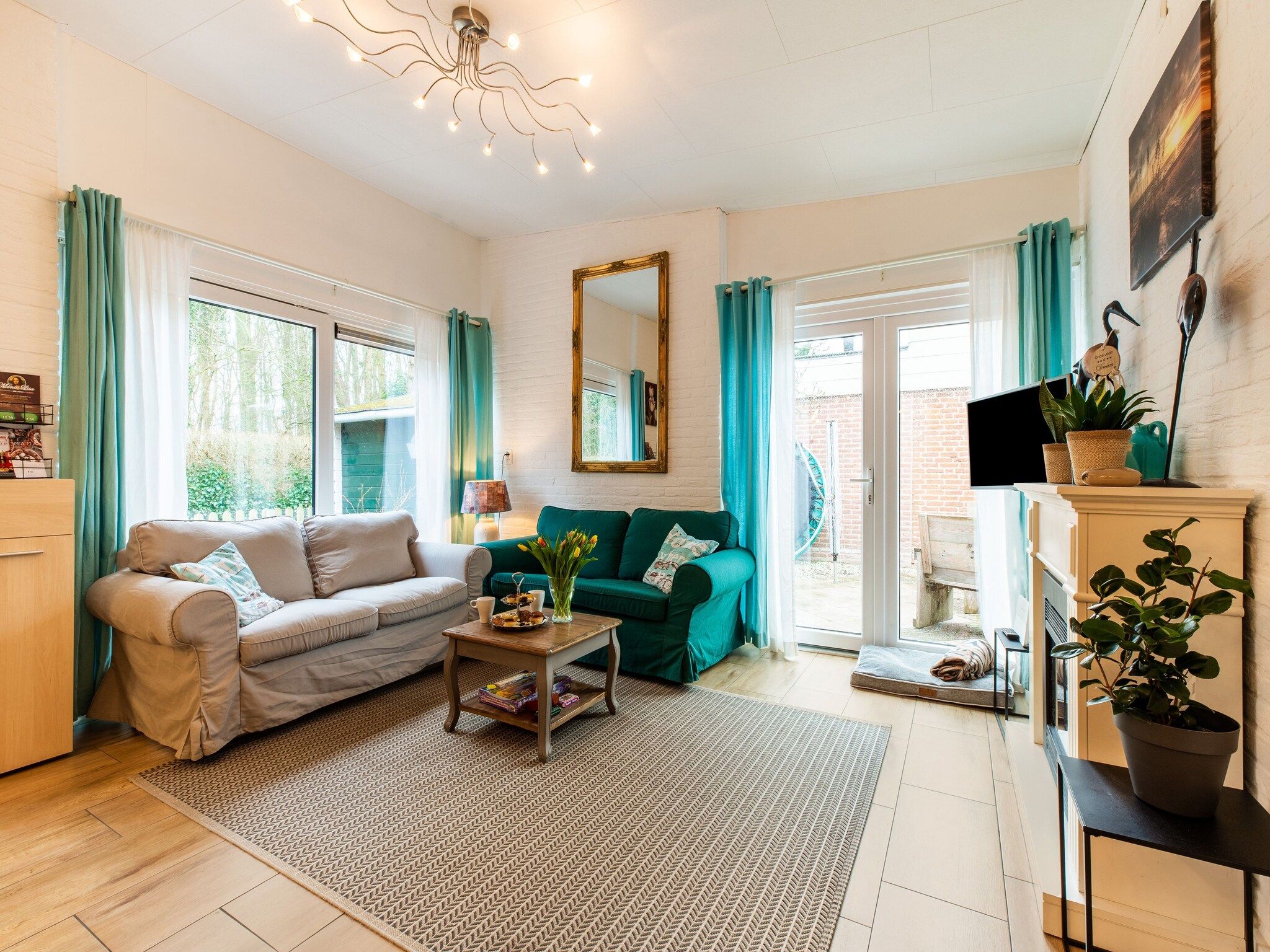 De woonkamer van De Tulp in Noordwijkerhout