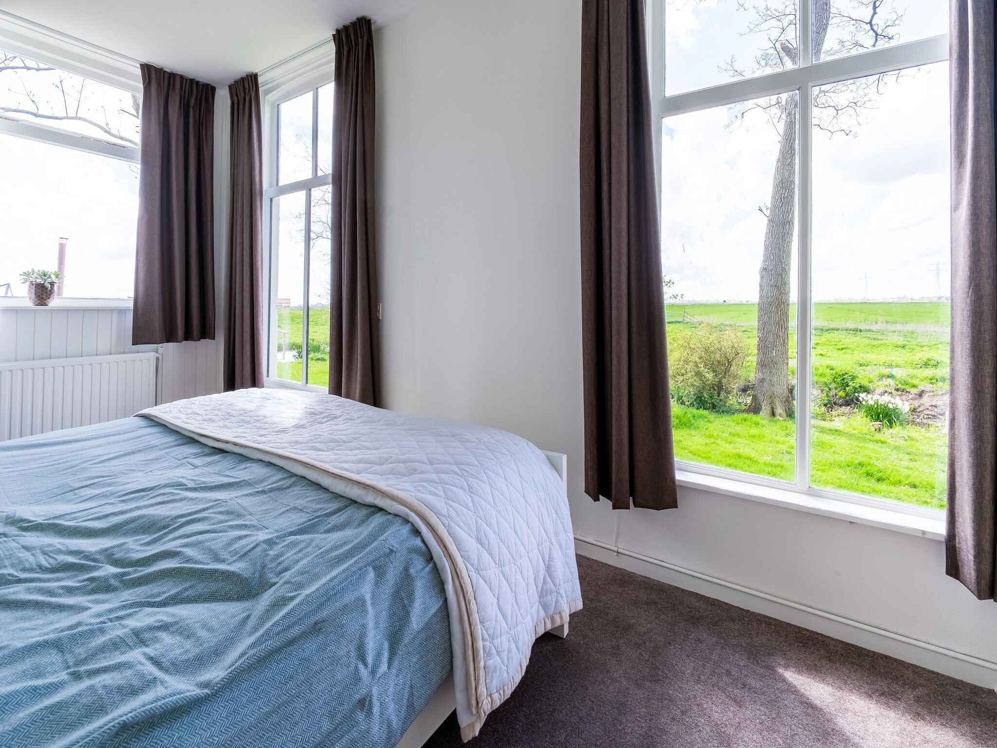 Een slaapkamer van B&B boerderij GRUTSK in Suwald