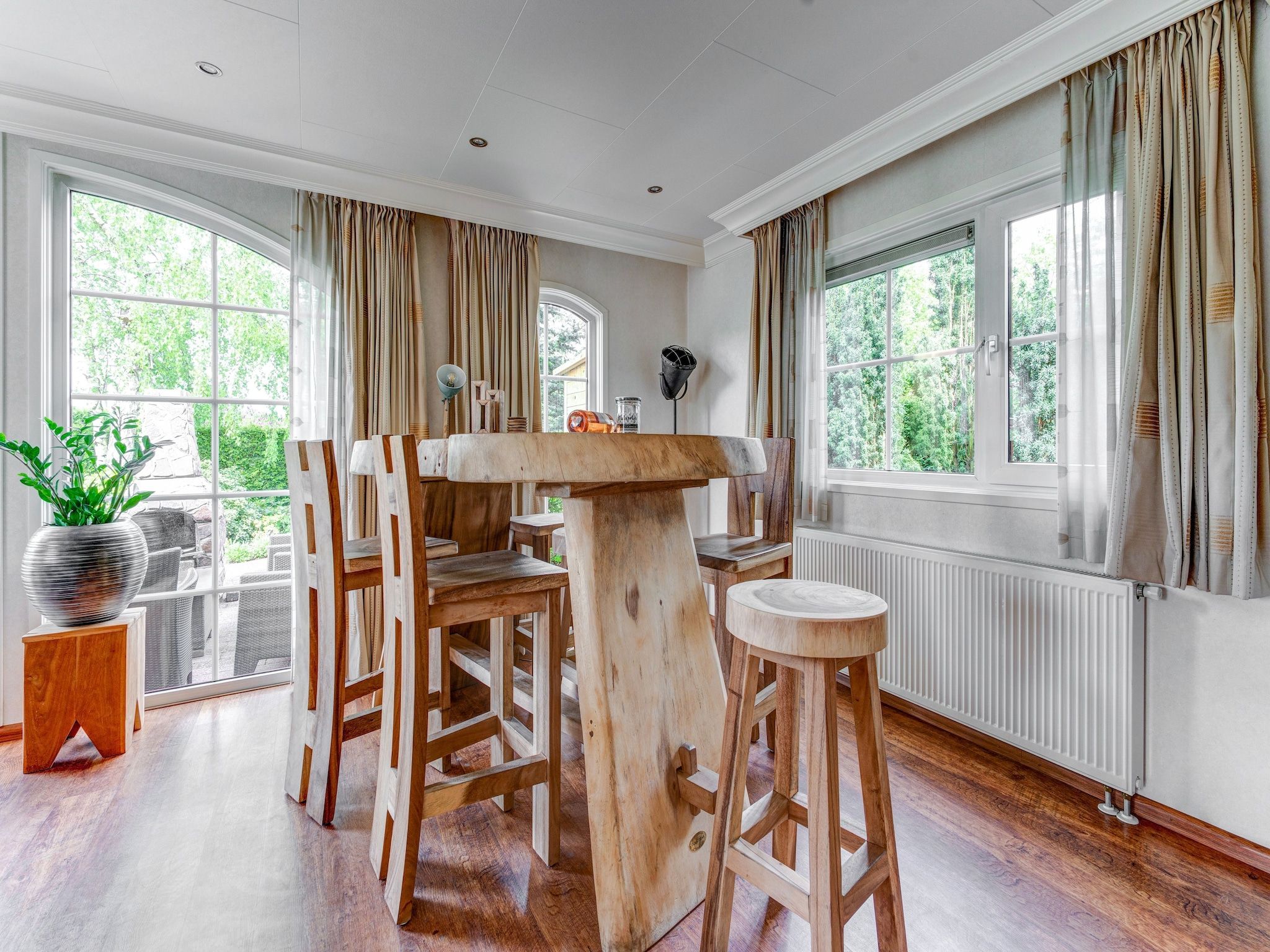 De eetkamer van Chalet Kieftveen Voorthuizen 6 pax in Voorthuizen