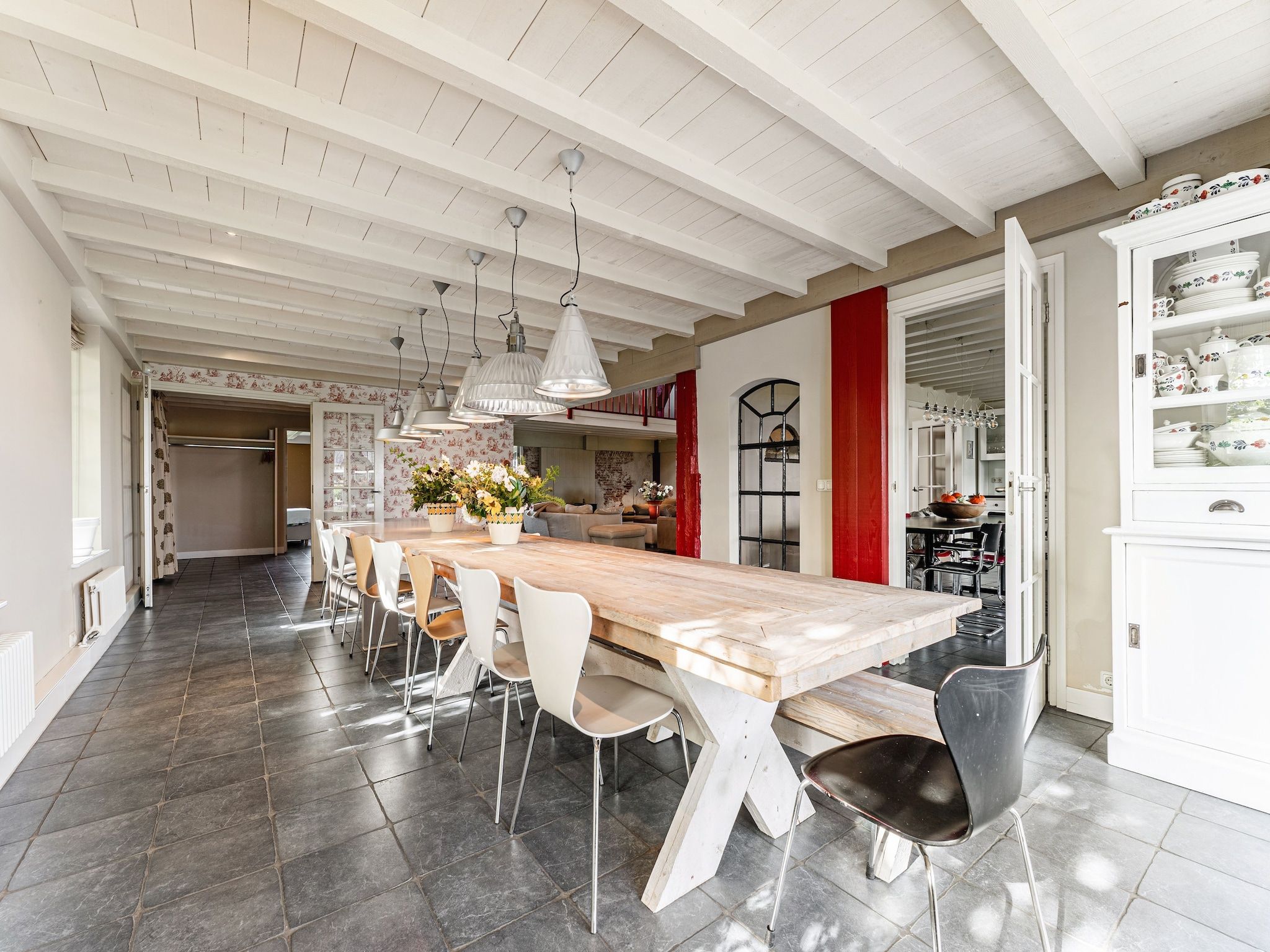 De eetkamer van De Pauwenhof in Heiloo