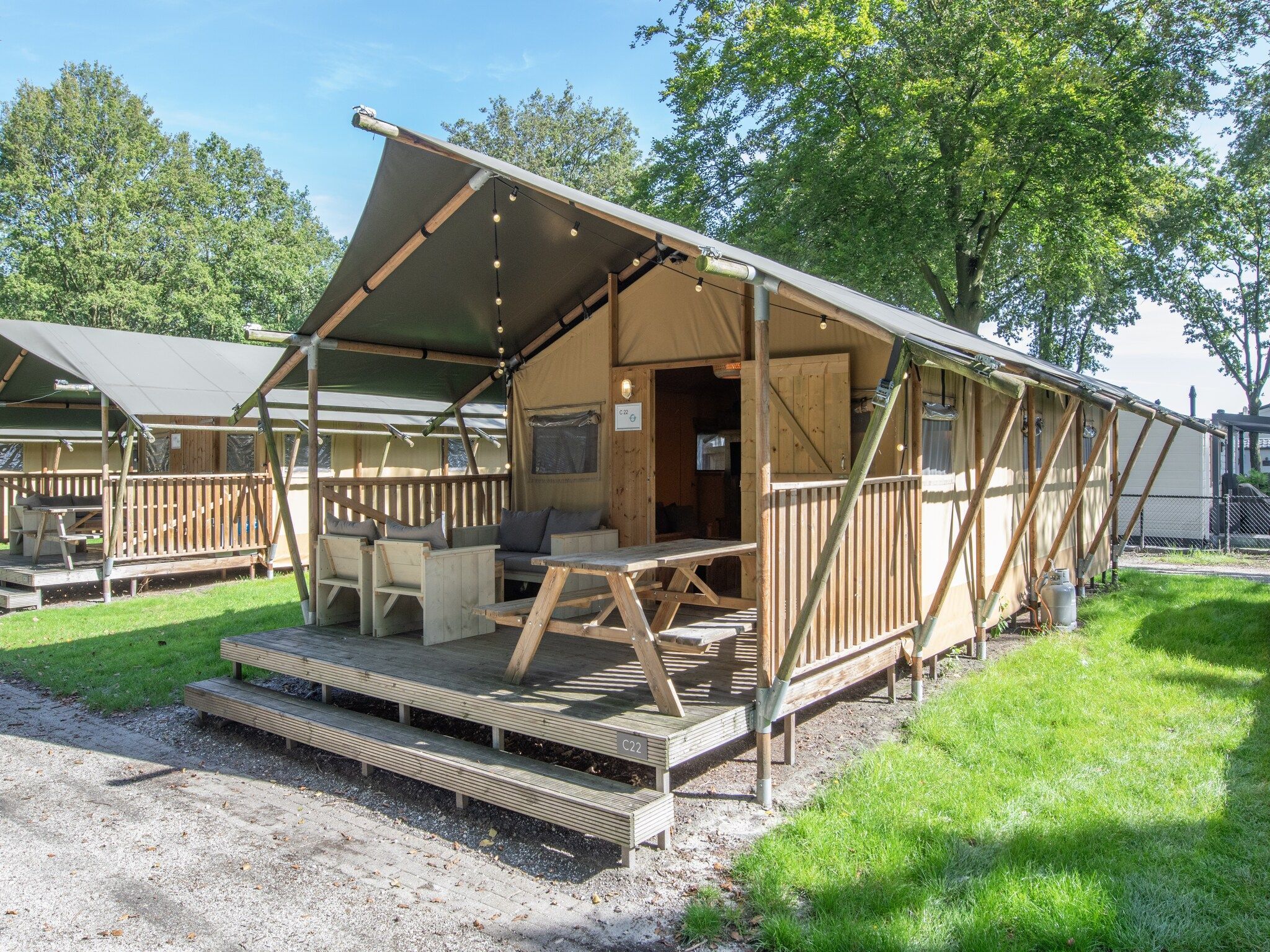 De buitenkant van Vakantiepark Klein Vink 20 in Arcen