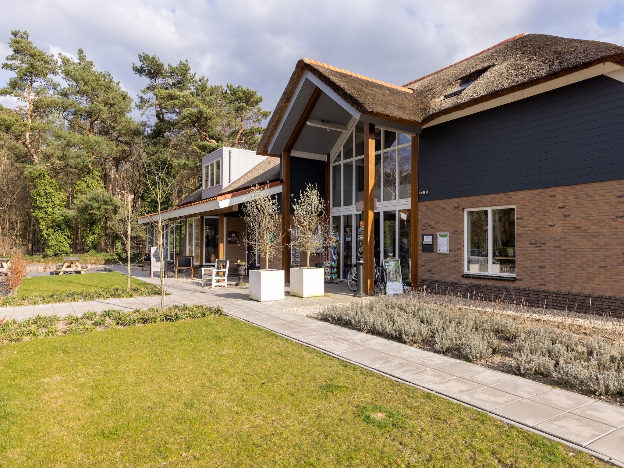 Parkfaciliteiten bij De Veluwse Hoevegaerde 1 in Putten