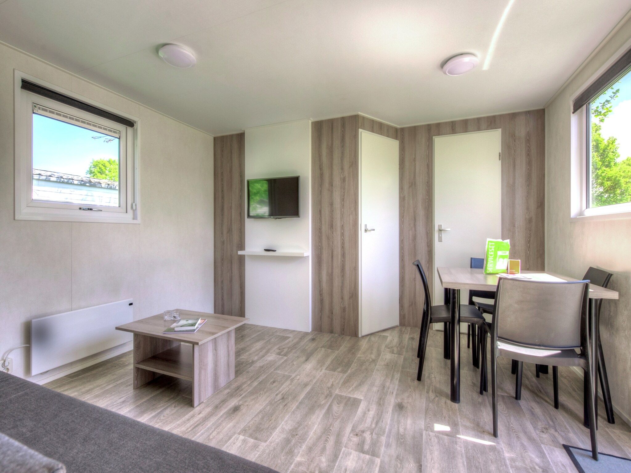De woonkamer van Vakantiepark Beach Resort 22 in Kamperland