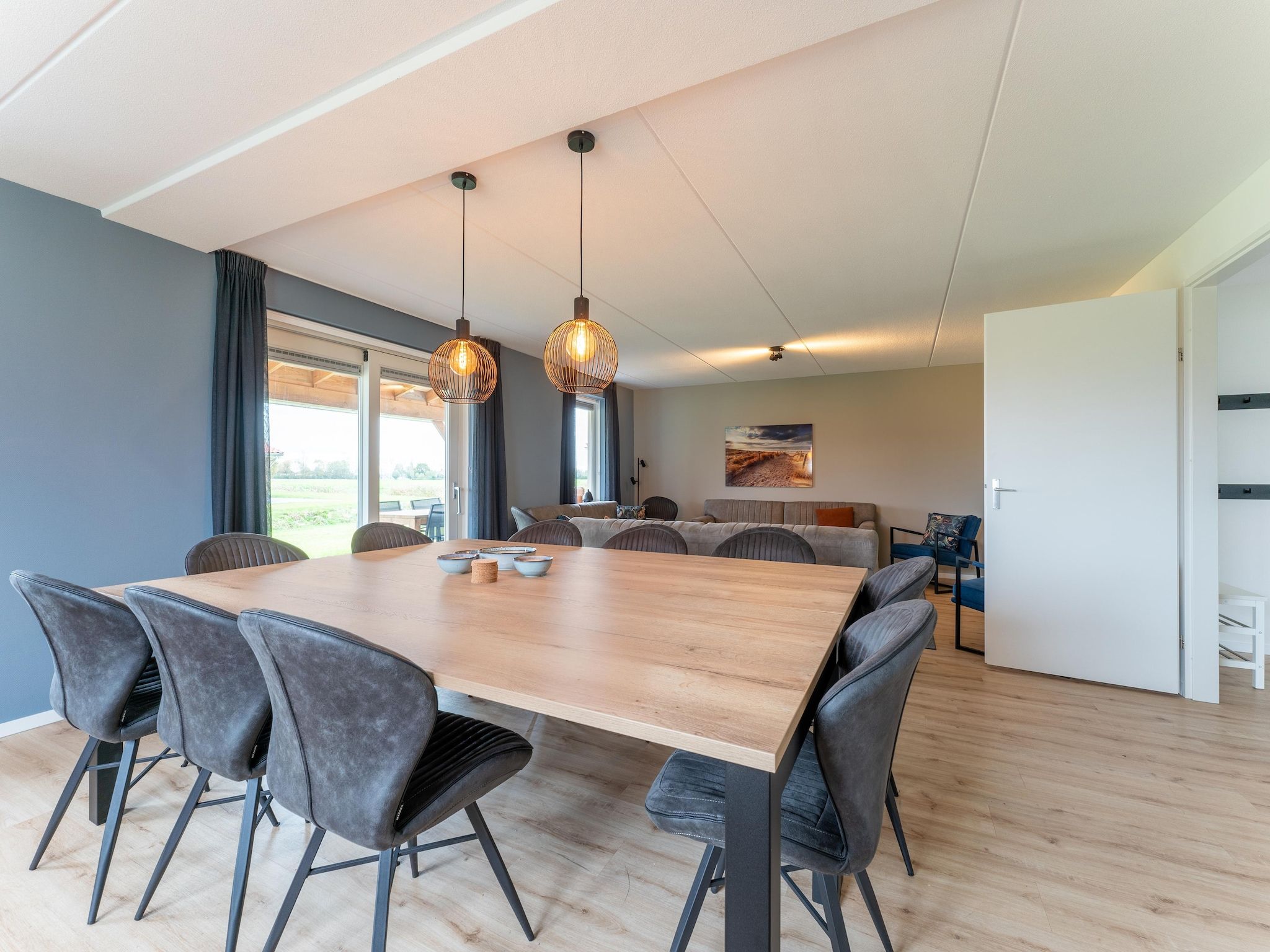 De eetkamer van De Pelikaan Huis Nr 45 in Scherpenisse