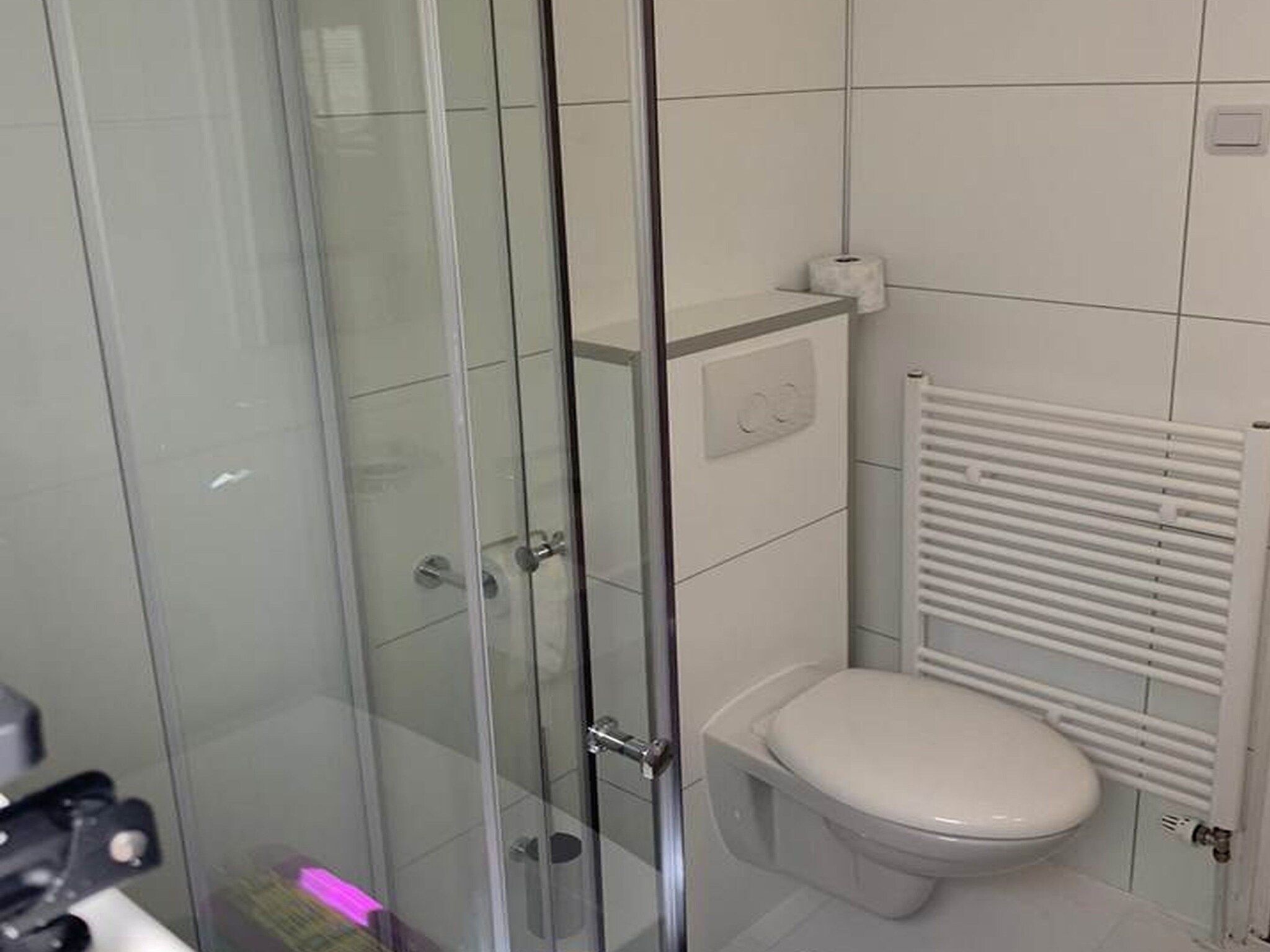 De badkamer van De Veluwse Eekhoorn in Garderen
