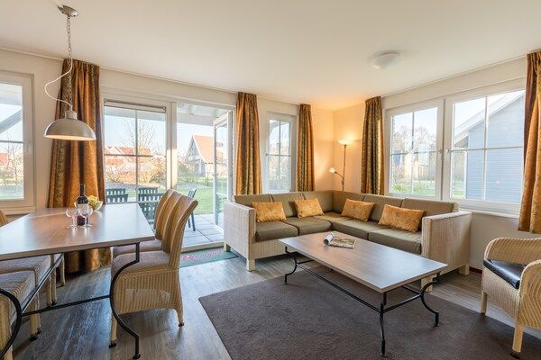 Woonkamer - Villa in Klein Vink met toegang tot thermen in Arcen (2)