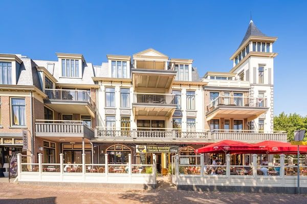 Buitenkant - Appartement in Domburg bij het Strand in Domburg (1)
