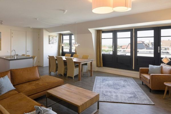 Woonkamer - Appartement in Domburg bij het Strand in Domburg (2)