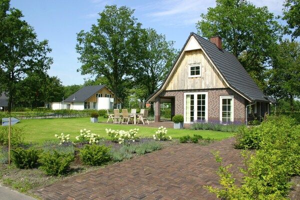 Buitenkant - Stijlvol Toevluchtsoord in Hellendoorn in Hellendoorn (1)