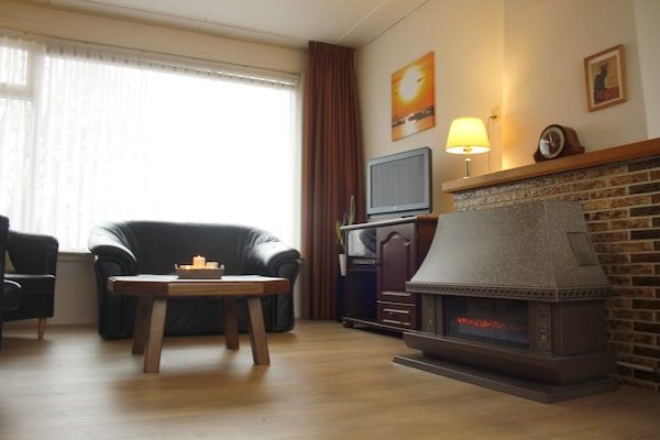 Woonkamer - Vakantiehuis Koewacht bij Zee in Koewacht (3)