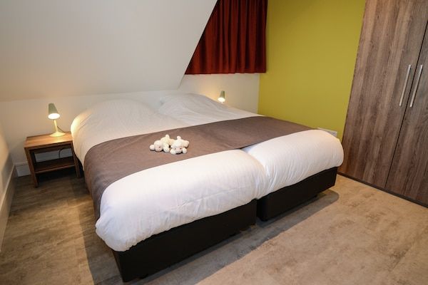 Slaapkamer - Villa op Texel bij Strand en Natuurgebied in De Koog-Texel (4)