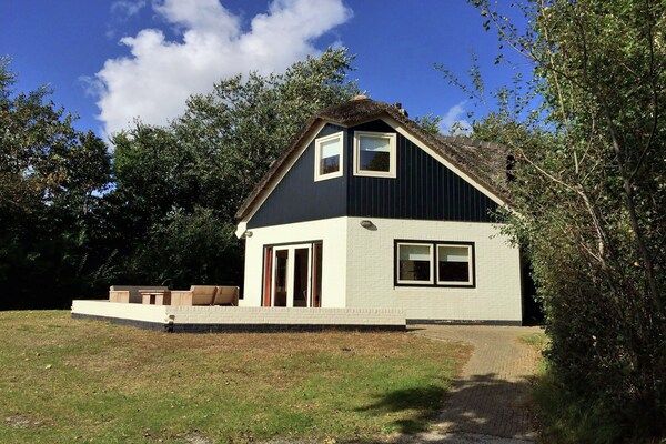 Buitenkant - Herenhuis in De Cocksdorp in De Cocksdorp-Texel (4)