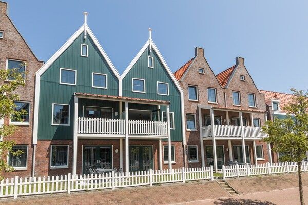Buitenkant - Huis in Volendam bij de Marina in Volendam (1)