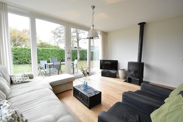 Woonkamer - Bungalow in Kamperland bij Watersport in Kamperland (1)