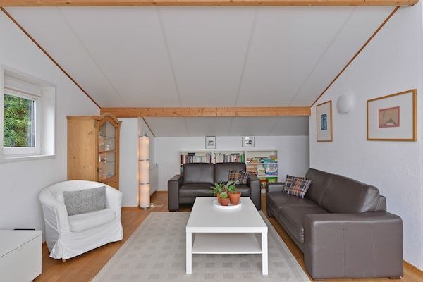 Woonkamer - De Ruiterplaat Lakeview Stay in Kamperland (2)