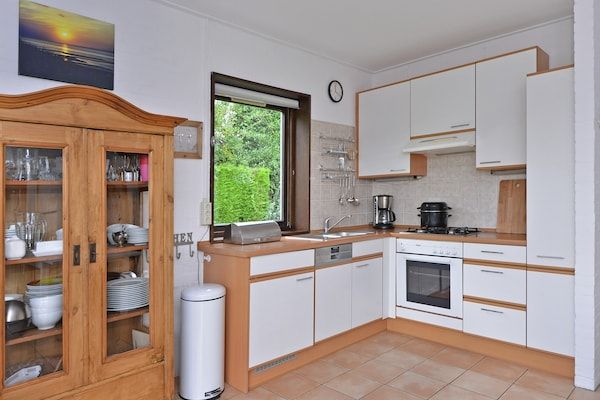 Keuken - De Ruiterplaat Lakeview Stay in Kamperland (4)
