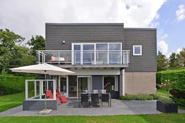 Buitenkant - De Ruiterplaat Lakeview Stay in Kamperland (1)