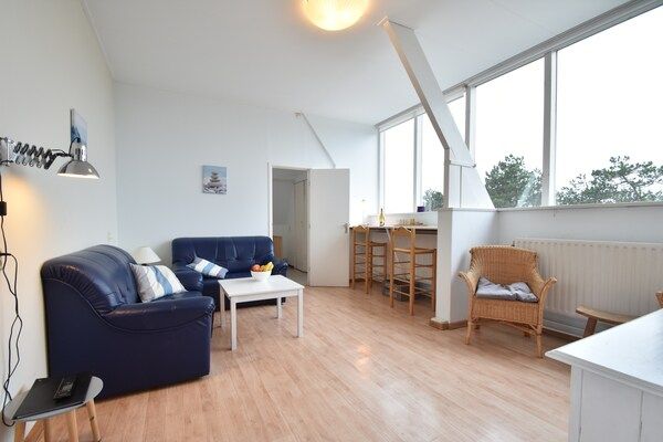 Woonkamer - Appartement in Bergen aan Zee nabij strand in Bergen aan zee (1)