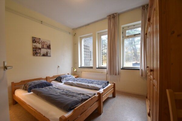 Slaapkamer - Tijdloze charme en gezellig verblijf in Bergen aan zee (3)