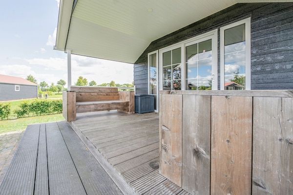 Terras - Glamping met veranda over het water in Bant (5)