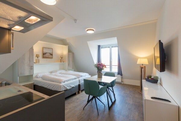 Slaapkamer - Zoutelande Studio + Parkeerplaats in Zoutelande (5)