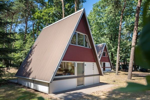 Buitenkant - Bungalow in Bospark 't Wolfsven bij natuur in Mierlo (1)