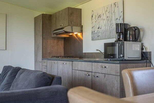 Keuken - Natuuruitstapje met huisdieren in Drenthe in West-Graftdijk (4)