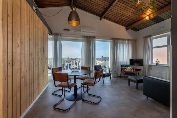 Eetkamer - Vakantiehuis in Koudekerke bij Strand in Koudekerke (3)
