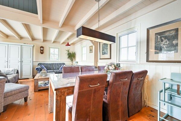 Eetkamer - Sfeervol vakantiehuis in Overberg met privétuin in Overberg (3)