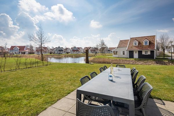 Terras - Vakantiehuis in Aquadelta met Tuin in Bruinisse (5)
