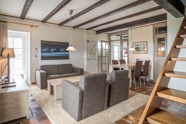 Woonkamer - Boerderij in De Cocksdorp bij Strand in De Cocksdorp Texel (2)