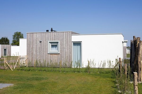 Buitenkant - Bungalow in Nieuwvliet Bad Beach Resort in Nieuwvliet (1)