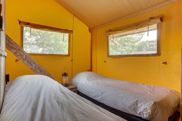 Slaapkamer - Appartement in Nederland bij natuur in Uden (4)