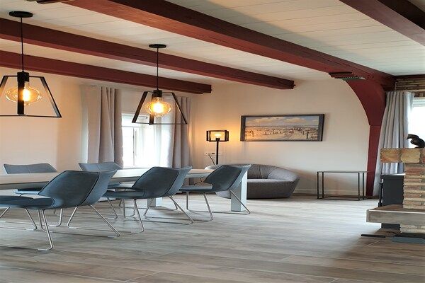 Woonkamer - Vakantiehuis op Texel bij zandstranden in Den Hoorn- Texel (4)
