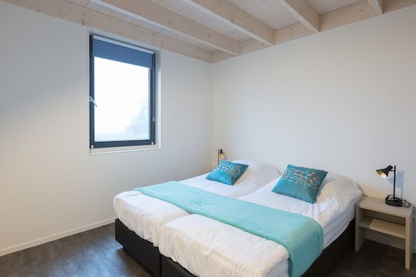 Slaapkamer - Vakantieverblijf vlakbij het Tjeukermeer
 in Langelille (3)