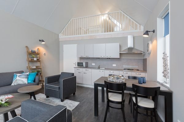 Keuken - Vakantieverblijf vlakbij het Tjeukermeer
 in Langelille (4)