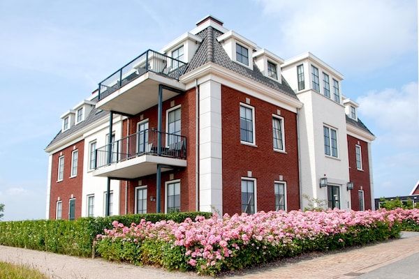 Buitenkant - Appartement in Colijnsplaat bij Meer en Sauna in Colijnsplaat (1)