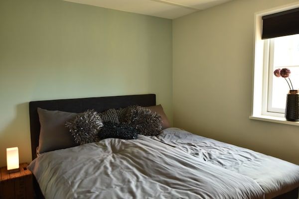 Slaapkamer - Villa in Schoorldam met tuin in Schoorldam (4)