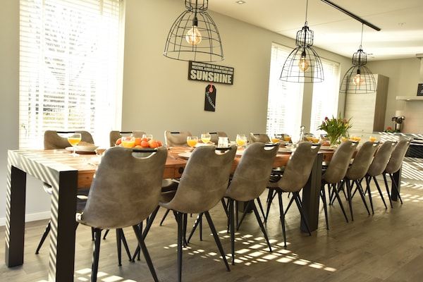 Eetkamer - Villa in Schoorl met tuin in Schoorldam (3)