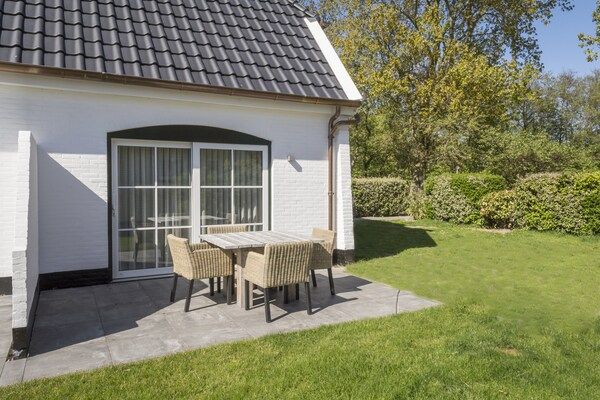 Buitenkant - Appartment in sfeervolle boerderij in de Cocksdorp op het Waddeneiland Texel in De Cocksdorp Texel (3)