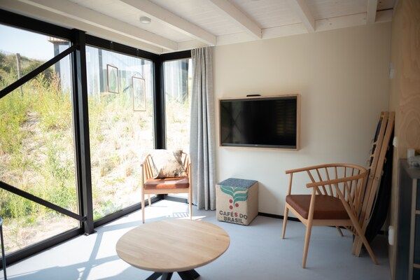 Woonkamer - Moderne vakantie in Zandvoort in Zandvoort (5)