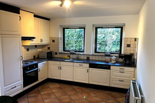 Keuken - Vakantiehuis in Kilder bij Bergherbos in Kilder (4)