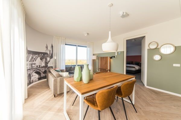 Eetkamer - Ruime suite op slechts 4km van Maastricht in Maastricht (2)