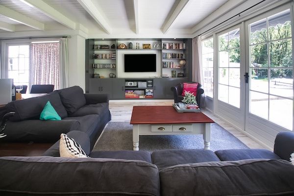 Woonkamer - Villa in Drents-Friese Woud met Zwembad in Wateren (2)