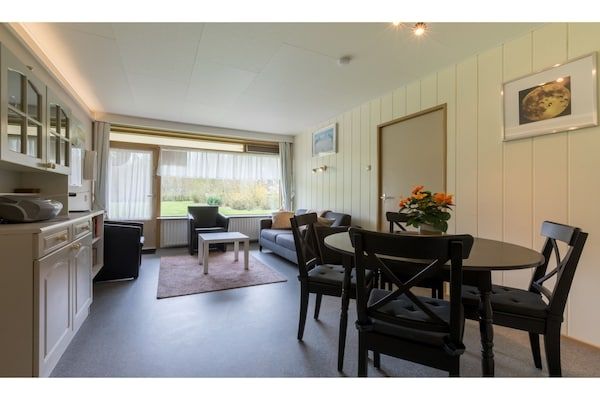 Woonkamer - Appartement in Vlissingen bij het Strand in Walcheren (4)